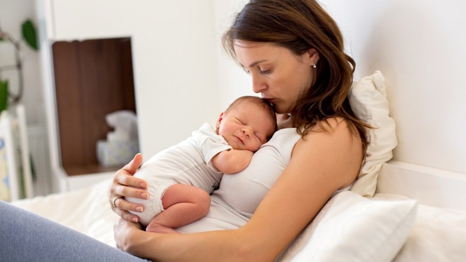 Postpartum depression affects 10-15% of mothers. 